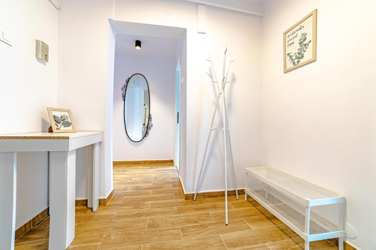 Mid-Term Rental Racadau Apartment บราชอฟ ภายนอก รูปภาพ